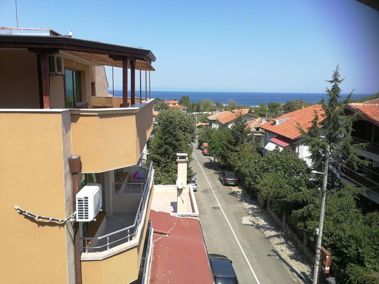 Hotel Hris Černomorec Exteriér fotografie